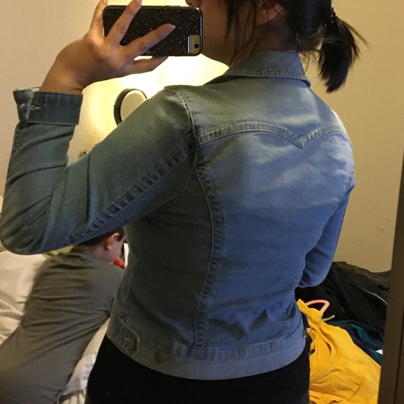 Denim Jean Jacket- light blue - Picture 2 of 4